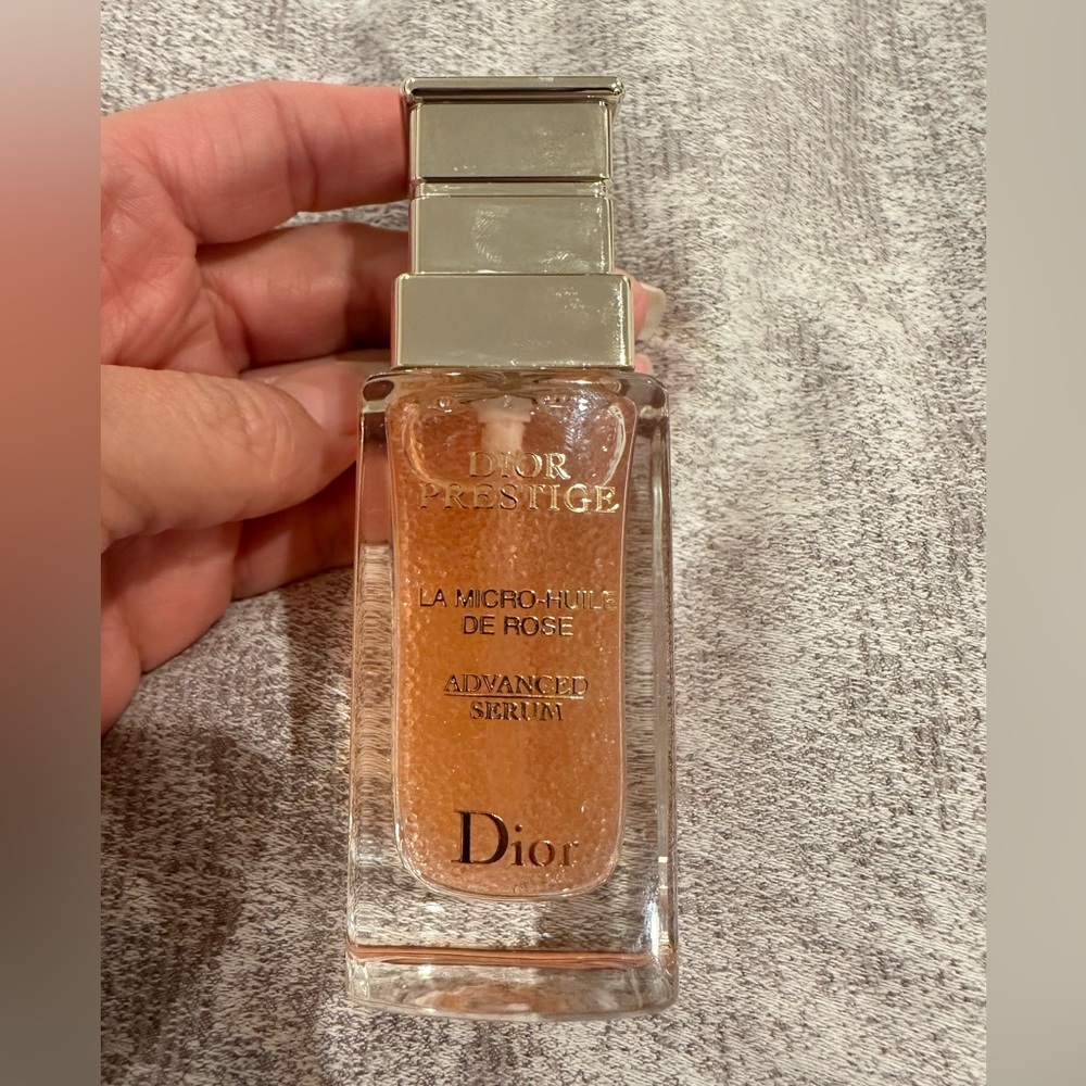 Dior Prestige La Micro-Huile de Rose Activated Serum - Picture 5 of 9